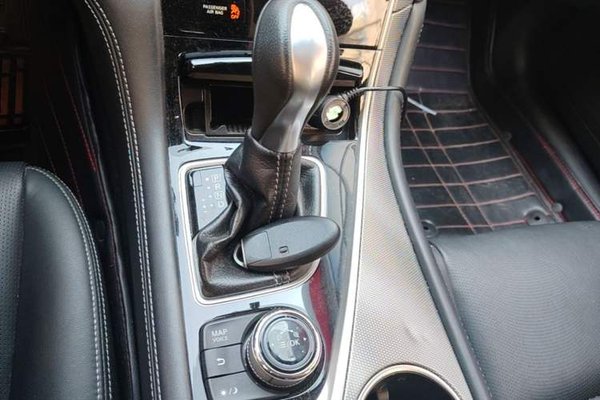 Infiniti Q50L 2016, 131200 км, за 10372 USD - фото 16