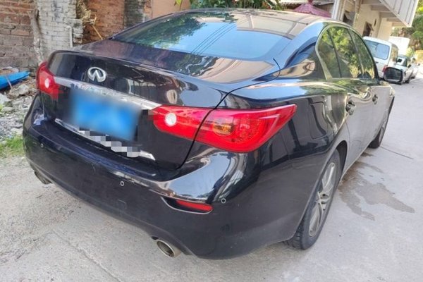 Infiniti Q50L 2016, 131200 км, за 10372 USD - фото 6