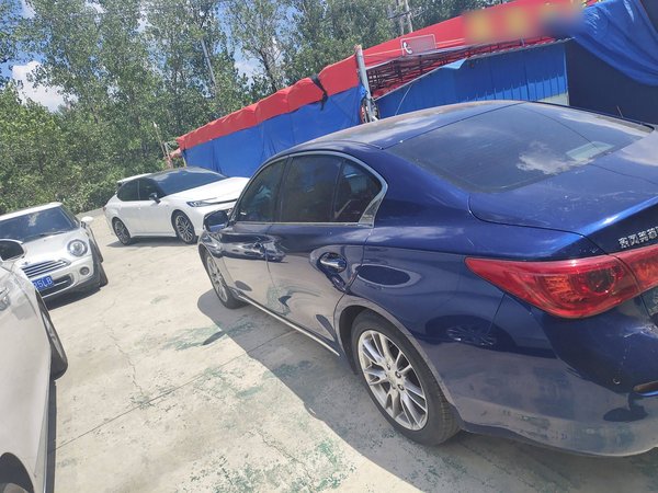 Infiniti Q50L 2016, 157500 км, за 8243 USD - фото 6