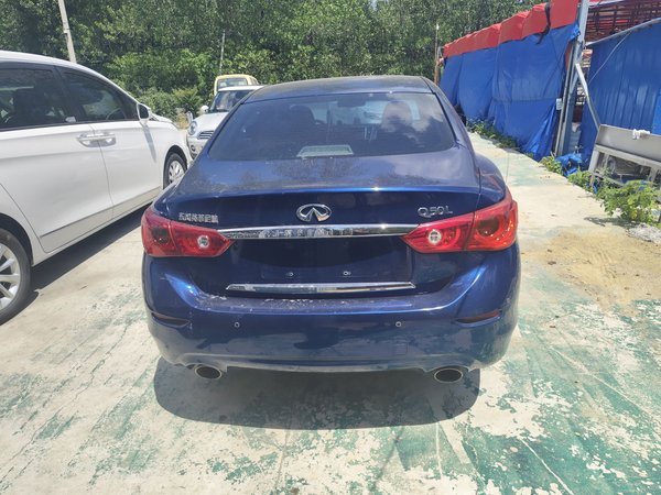 Infiniti Q50L 2016, 157500 км, за 8243 USD