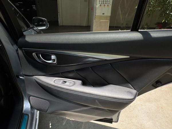 Infiniti Q50L 2016, 91400 км, за 9648 USD - фото 29