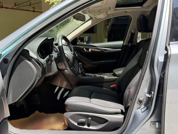 Infiniti Q50L 2016, 91400 км, за 9648 USD - фото 15