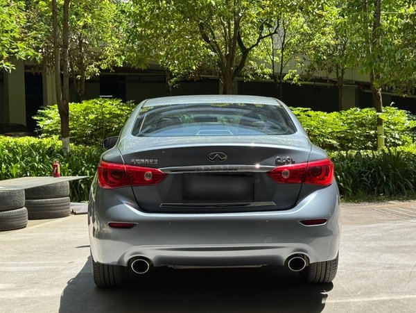 Infiniti Q50L 2016, 91400 км, за 9648 USD