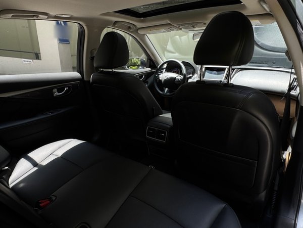 Infiniti Q50L 2016, 91400 км, за 9648 USD - фото 28