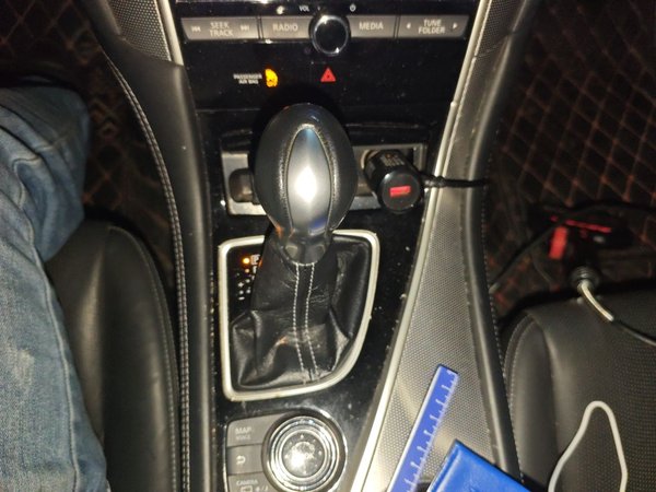 Infiniti Q50L 2016, 125800 км, за 10083 USD - фото 12