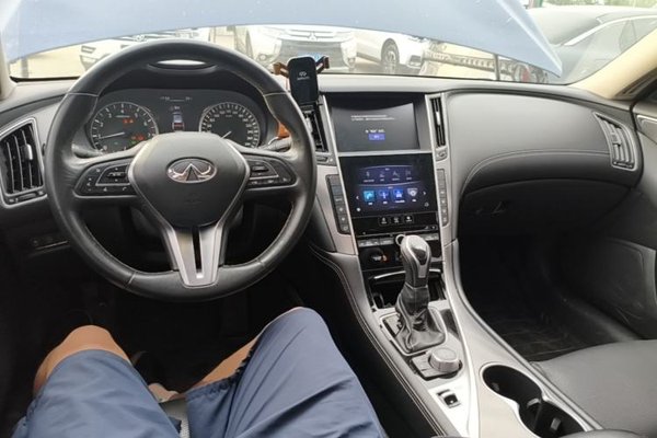 Infiniti Q50L 2018, 122900 км, за 11941 USD - фото 18