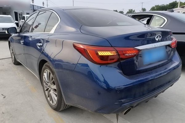 Infiniti Q50L 2018, 122900 км, за 11941 USD - фото 13