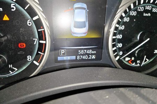 Infiniti Q50L 2018, 58800 км, за 11364 USD - фото 13