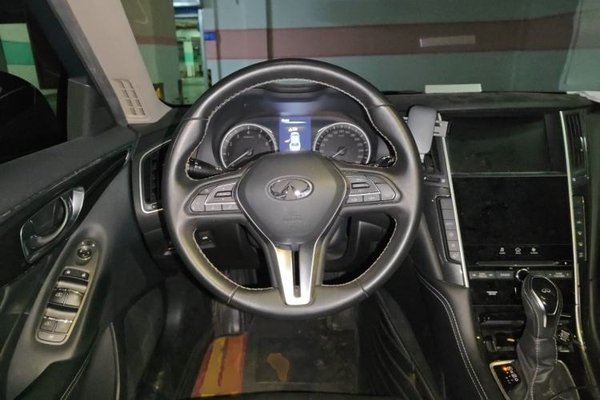 Infiniti Q50L 2018, 58800 км, за 11364 USD - фото 11
