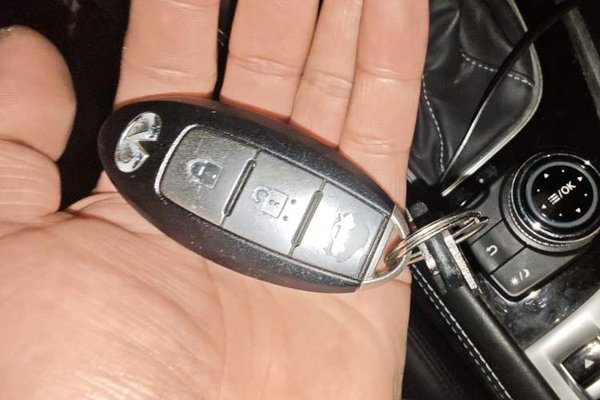 Infiniti Q50L 2018, 58800 км, за 11364 USD - фото 9