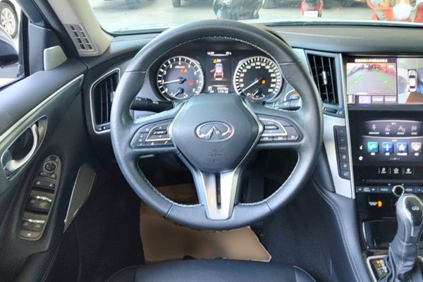Infiniti Q50L 2018, 126000 км, за 11955 USD - фото 14