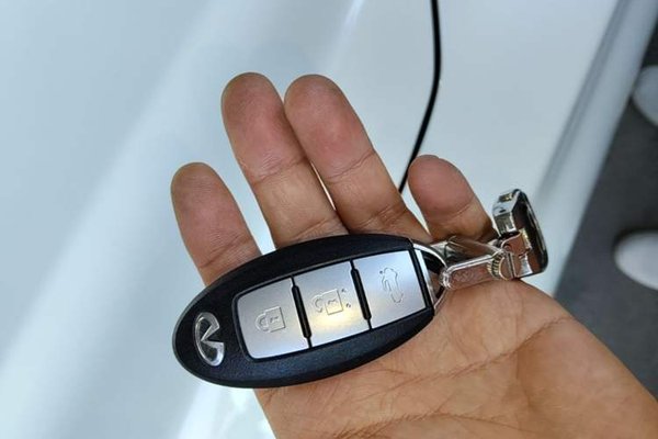 Infiniti Q50L 2018, 126000 км, за 11955 USD - фото 12