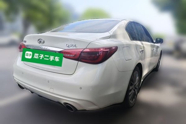 Infiniti Q50L 2018, 71700 км, за 14511 USD