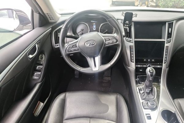 Infiniti Q50L 2018, 71700 км, за 14511 USD - фото 7