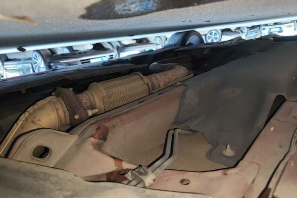 Infiniti Q60 2019, 102400 км, за 13028 USD - фото 27