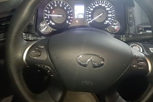 Infiniti Q70 2017, 84300 км, за 15101 USD - фото 14