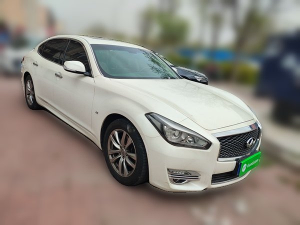 Infiniti Q70 2017, 63100 км, за 14676 USD