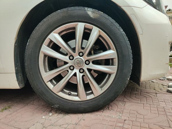Infiniti Q70 2017, 63100 км, за 14676 USD - фото 8