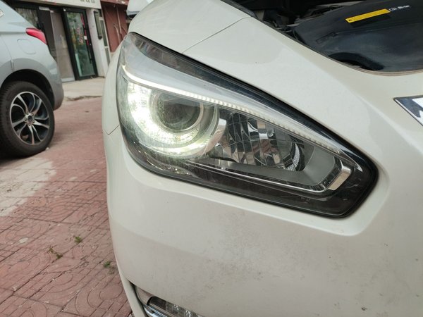 Infiniti Q70 2017, 63100 км, за 14676 USD - фото 7