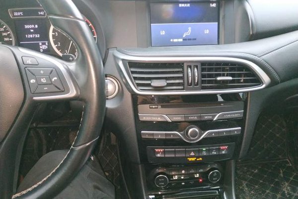 Infiniti QX30 2017, 128699 км, за 10264 USD - фото 16