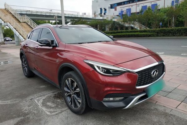 Infiniti QX30 2017, 128699 км, за 10264 USD