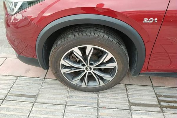 Infiniti QX30 2017, 128699 км, за 10264 USD - фото 8
