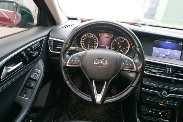 Infiniti QX30 2017, 128699 км, за 10264 USD - фото 14