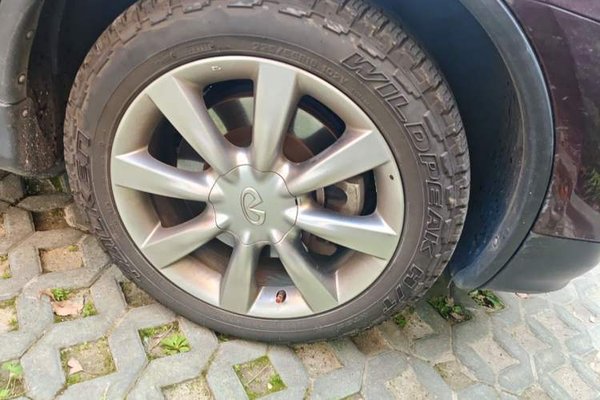 Infiniti QX50 2015, 84700 км, за 10325 USD