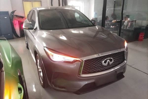 Infiniti QX50 2018, 158700 км, за 11481 USD