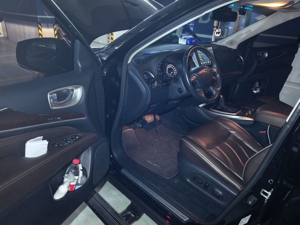 Infiniti QX60 2016, 55599 км, за 15151 USD - фото 17