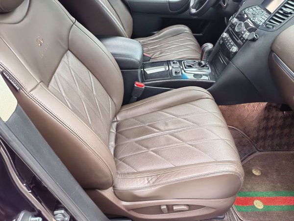 Infiniti QX70 2013, 187500 км, за 14663 USD - фото 17