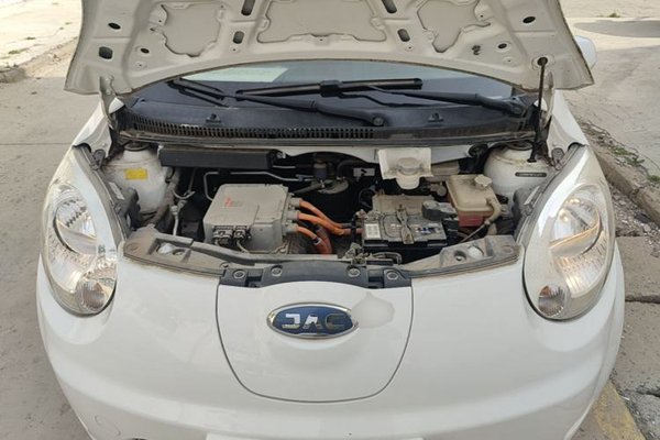 JAC Group iEV6E 2019, 7900 км, за 5171 USD - фото 24