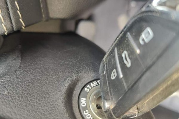 JAC Group iEV6E 2019, 7900 км, за 5171 USD - фото 23