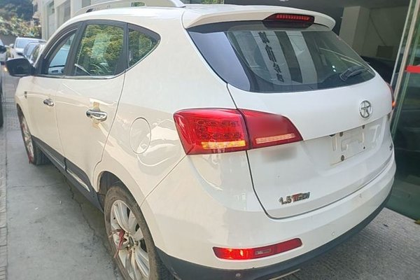 JAC Group Refine S5 2015, 129700 км, за 4707 USD