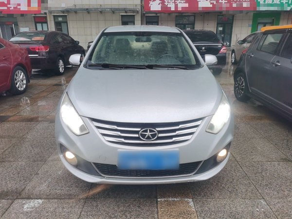 J6 A30 2013 1.5L Manual Luxury Model China IV Standard, 2013 года