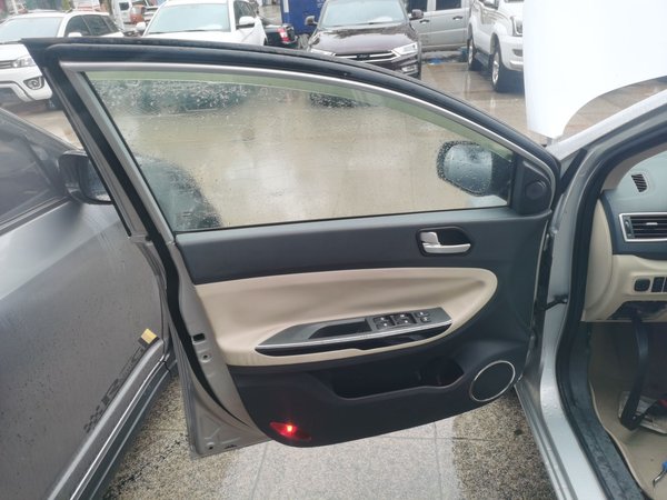 JAC J6 A30 2013, 105700 км, за 3041 USD - фото 25