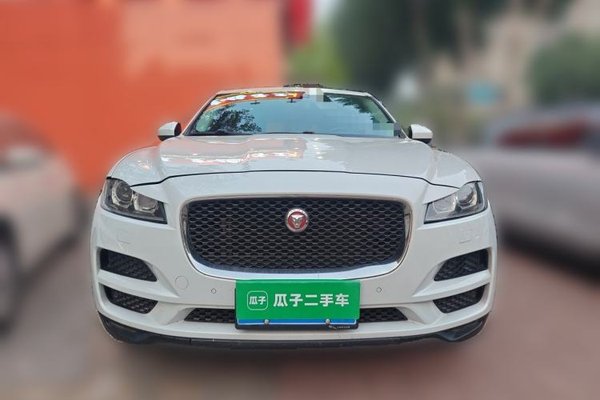 Jaguar F-PACE 2016, 112100 км, за 9464 USD