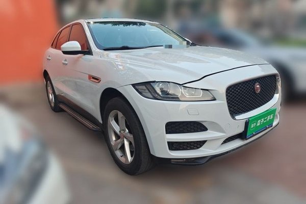 Jaguar F-PACE 2016, 112100 км, за 9464 USD