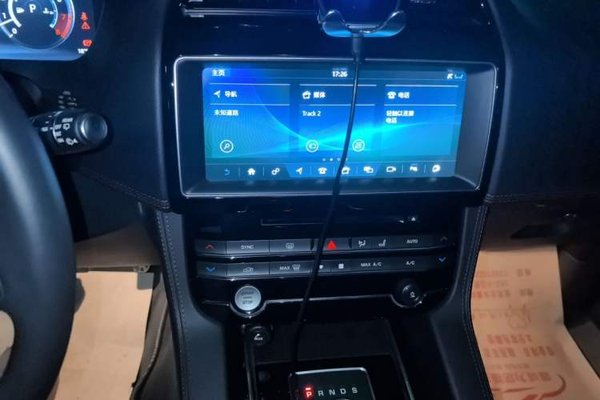 Jaguar F-PACE 2018, 74600 км, за 14796 USD - фото 13