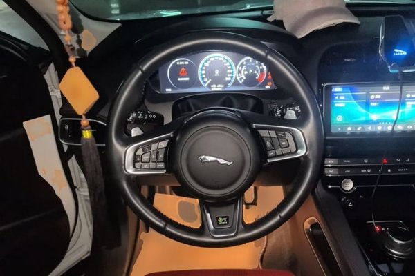 Jaguar F-PACE 2018, 74600 км, за 14796 USD - фото 10
