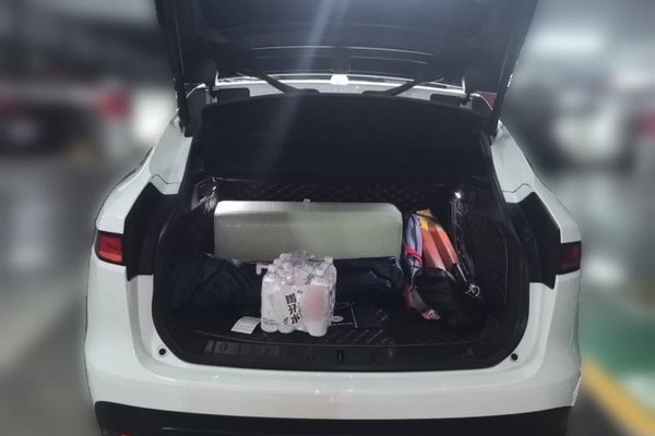 Jaguar F-PACE 2018, 74600 км, за 14796 USD - фото 19
