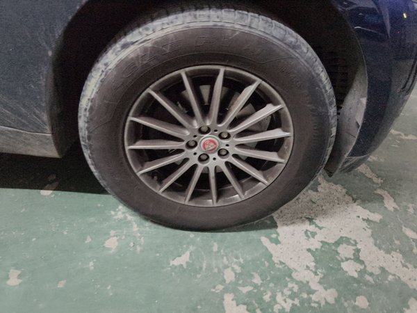 Jaguar F-PACE 2019, 64200 км, за 15821 USD