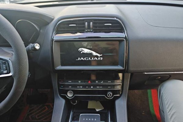 Jaguar F-PACE 2020, 84000 км, за 17146 USD - фото 14