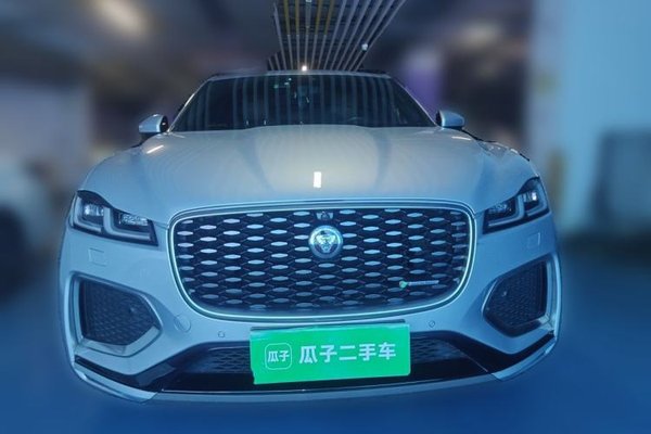 Jaguar F-PACE 2021, 71200 км, за 24028 USD