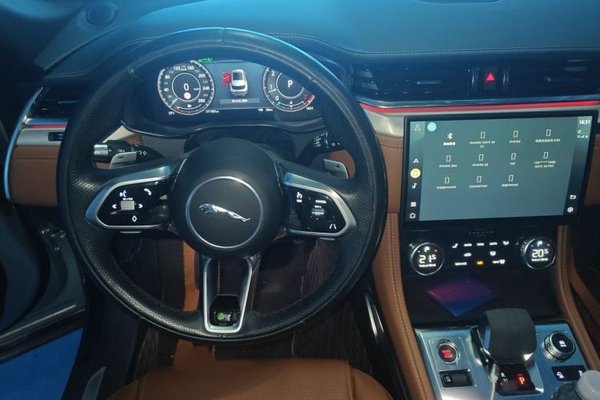 Jaguar F-PACE 2021, 71200 км, за 24028 USD - фото 9