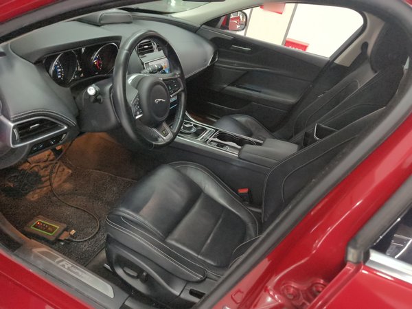 Jaguar XE 2017, 97500 км, за 9994 USD - фото 18