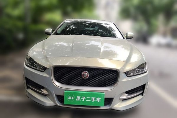 Jaguar XE 2018, 79700 км, за 9852 USD