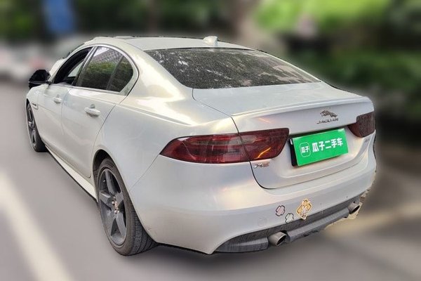 Jaguar XE 2018, 79700 км, за 9852 USD