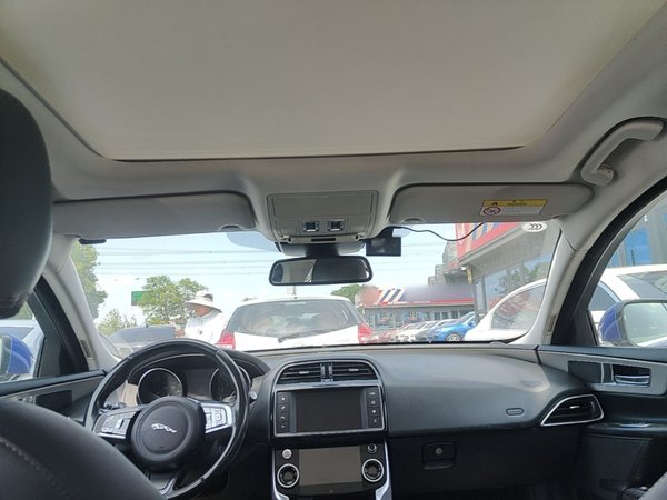 Jaguar XEL 2018, 138700 км, за 11084 USD - фото 21