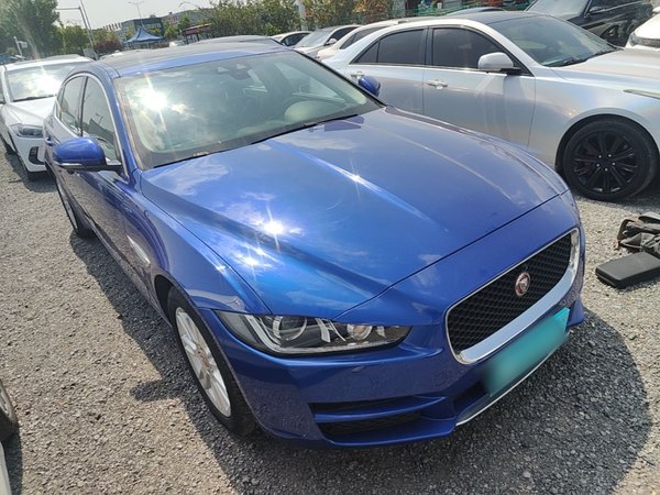 Jaguar XEL 2018, 138700 км, за 11084 USD
